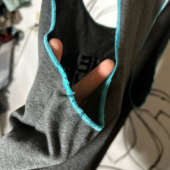 North Face Rainbow Logo Racerback Tank Too Gray Womens Medium with Blue Thread - Picture 5 of 6